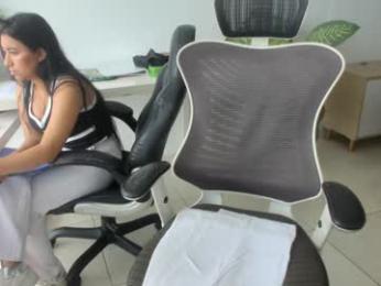 emillybrowm — Chaturbate recorded stream image, 18.03.2026 15:40
