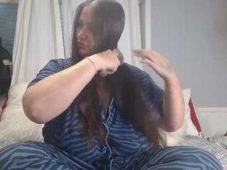 realdiamonddoll — Camsoda recorded stream image, 18.03.2026 18:20