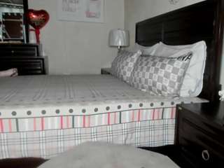 iluvsaffire-bleu — Camsoda recorded stream image, 18.03.2026 18:50