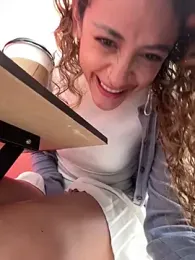 alana15 — Stripchat recorded stream image, 18.03.2026 20:30