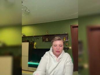 Veronika_Gold — Bongacams recorded stream screenshot (18 Mar 2026)