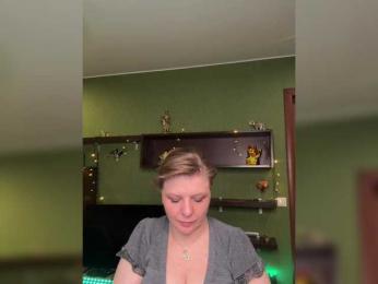 Veronika_Gold — Bongacams recorded stream screenshot (18 Mar 2026)