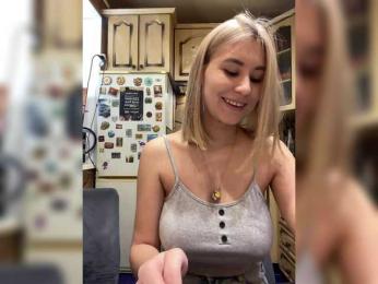 _Magic_ — Bongacams recorded stream image, 19.03.2026 07:50