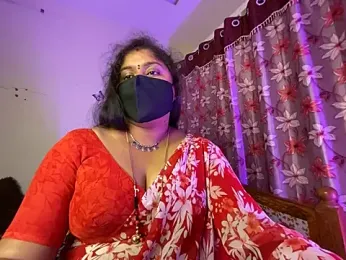 LouleyRanii — Stripchat recorded stream image, 19.03.2026 08:30