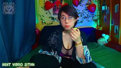 TrickyKitsune — Stripchat recorded stream image, 19.03.2026 15:10