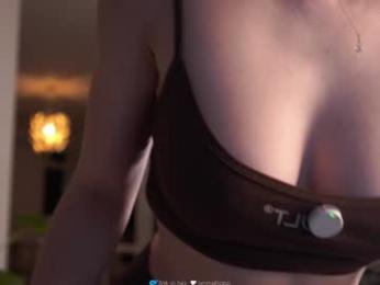 lynnalltop — Chaturbate recorded stream image, 23.03.2026 04:20