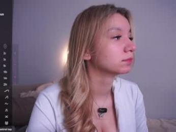 margarethowell — Chaturbate recorded stream image, 23.03.2026 20:10