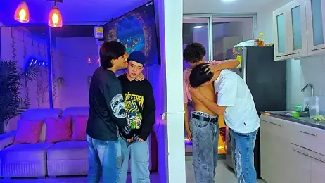 Houseofwarrios — Stripchat recorded stream image, 24.03.2026 05:50