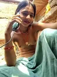 R_Roshni — Stripchat recorded stream image, 24.03.2026 06:30
