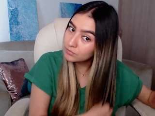 alexyferrer — Camsoda recorded stream image, 07.03.2025 19:00