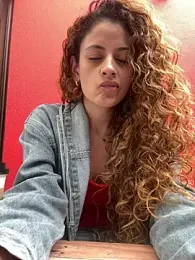 alana15 — Stripchat recorded stream image, 25.03.2026 19:20