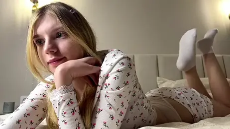 FruityXo — Stripchat recorded stream image, 26.03.2026 13:40