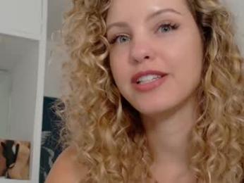 theislandgirl — Chaturbate recorded stream image, 26.03.2026 22:50