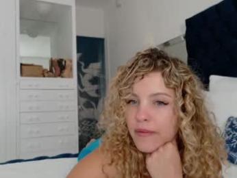 theislandgirl — Chaturbate recorded stream image, 26.03.2026 22:50