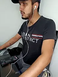 mosmar_20 — Stripchat recorded stream image, 26.03.2026 18:40