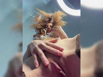 Lindseya — Bongacams recorded stream image, 28.03.2026 02:40