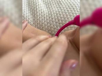 VICTORIA_ — Bongacams recorded stream image, 28.03.2026 04:40