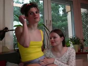 medelainexx — Chaturbate recorded stream screenshot (28 Mar 2026)