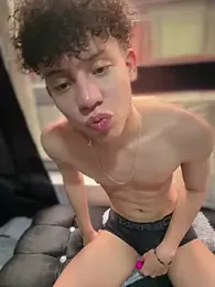 yoursexyjose — Stripchat recorded stream screenshot (28 Mar 2026)