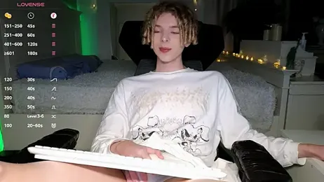 Kudi_Minnt — Stripchat recorded stream image, 28.03.2026 20:00