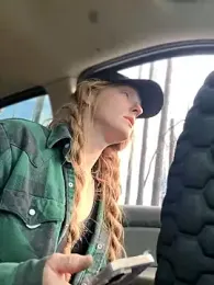 GoldenFlameGoddess — Stripchat recorded stream screenshot (28 Mar 2026)