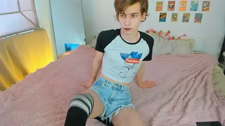 AvenGlow — Stripchat recorded stream image, 29.03.2026 05:40