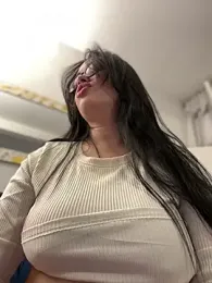 andra_rose — Stripchat recorded stream image, 07.03.2025 23:50