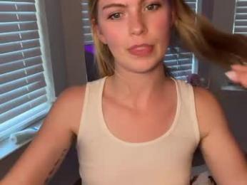 elliee81 — Chaturbate recorded stream screenshot (29 Mar 2026)