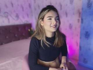 emyliesander — Camsoda recorded stream image, 30.03.2026 11:50