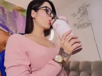 adelineefoxxx — Chaturbate recorded stream image, 30.03.2026 15:40