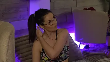SeductiveMom — Stripchat recorded stream image, 31.03.2026 03:00