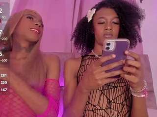 mia-royal — Camsoda recorded stream image, 31.03.2026 01:50