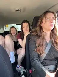 MariiD — Stripchat recorded stream image, 01.04.2026 07:10