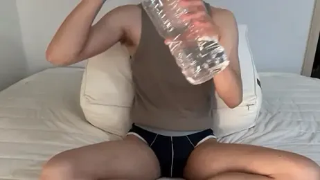 jihoooon_ — Stripchat recorded stream image, 01.04.2026 13:00