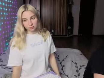 lollove24 — Chaturbate recorded stream screenshot (01 Apr 2026)