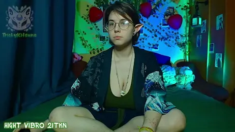 TrickyKitsune — Stripchat recorded stream image, 02.04.2026 15:30