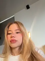 curchez_ — Stripchat recorded stream image, 02.04.2026 20:50