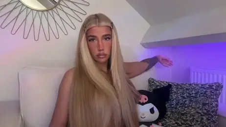 KENNIEXROSE — Stripchat recorded stream image, 02.04.2026 22:40