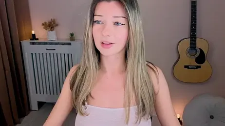 Lenamuti25 — Stripchat recorded stream screenshot (03 Apr 2026)