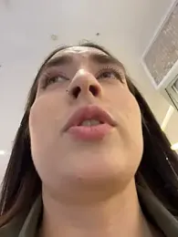 Holly_Play — Stripchat recorded stream screenshot (03 Apr 2026)