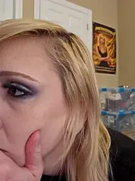 AmethystFoxx — Stripchat recorded stream image, 03.04.2026 18:30