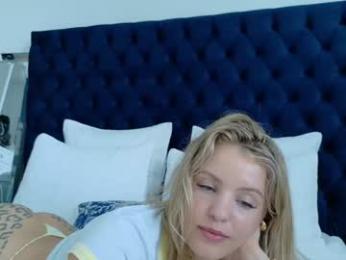 theislandgirl — Chaturbate recorded stream image, 03.04.2026 17:00