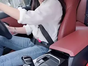 newwell — Stripchat recorded stream screenshot (03 Apr 2026)