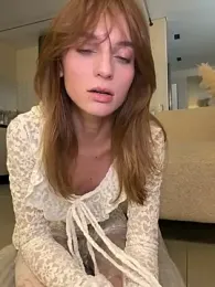 -AngelAri- — Stripchat recorded stream image, 04.04.2026 21:00