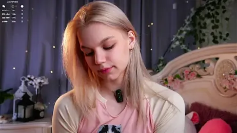 EdlinAlliston — Stripchat recorded stream screenshot (04 Apr 2026)