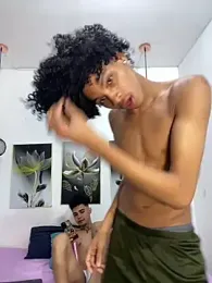 Violet_Dream2 — Stripchat recorded stream image, 05.04.2026 08:10