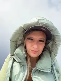 Betsy — Stripchat recorded stream image, 05.04.2026 13:10