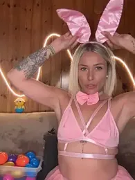 petrouchkaaa_ — Stripchat recorded stream image, 05.04.2026 19:00