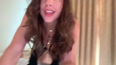 sieeena — Stripchat recorded stream image, 05.04.2026 22:00