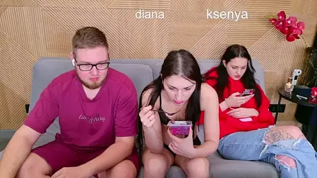 Ksenny — Stripchat recorded stream image, 06.04.2026 05:40